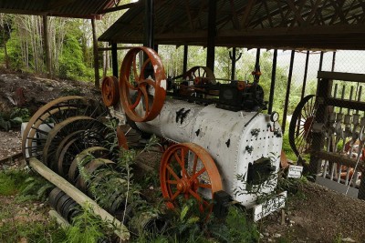 Diese alte Dampfmaschine verrichtete in einer Goldmine zwischen 1880 und 1910 ihren Dienst