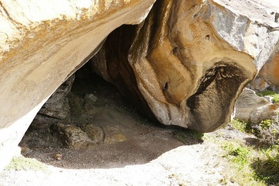 In solchen Höhlen haben schon Steinzeitmenschen gehaust