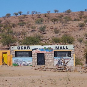 Auch bei den Hereros gibt es Shopping Malls