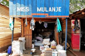 Was man als Miss Mulanje so alles braucht...