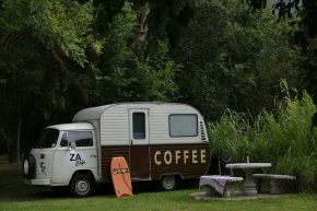 Guten Kaffee gibt’s bei Chris im Chapmans Peak Caravan Park.