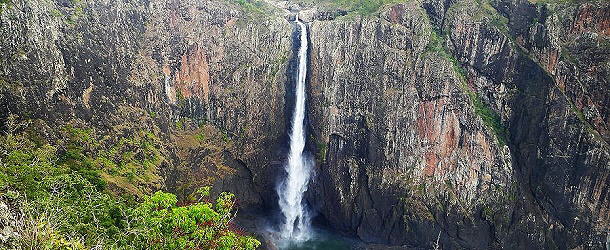 mit 268 Metern der höchste Einzelwasserfall Australiens – die Wallaman Falls