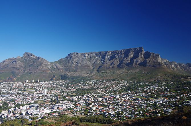 Ein begehrtes Wanderziel in Kapstadt ist der Tafelberg.
