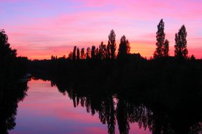 sommerlicher Sonnenuntergang am Elster-Saale-Kanal