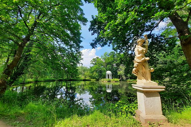Am Diana -Teich im Schlosspark Lützschena 