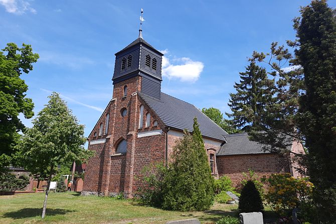 Schmucke Kirche in Reichenwalde